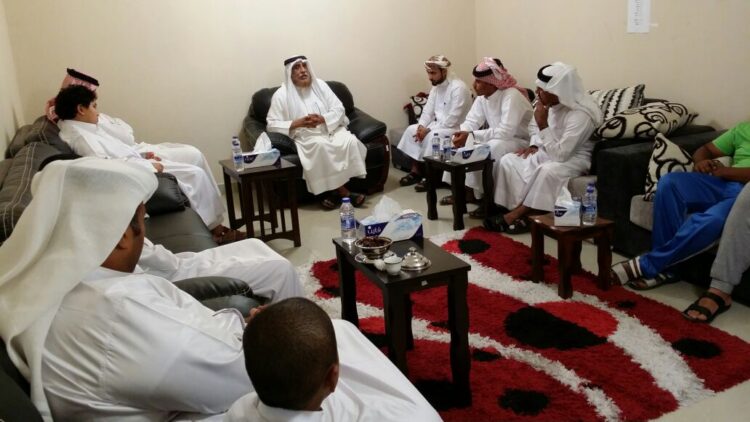 اللقاء التربوي  لشباب جمعية الآل والأصحاب مع فضيلة الشيخ مبارك المضحي
